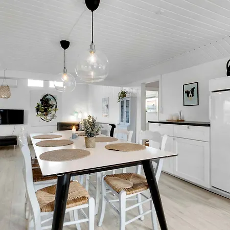 Newly Renovated Nearby Casa de Férias *